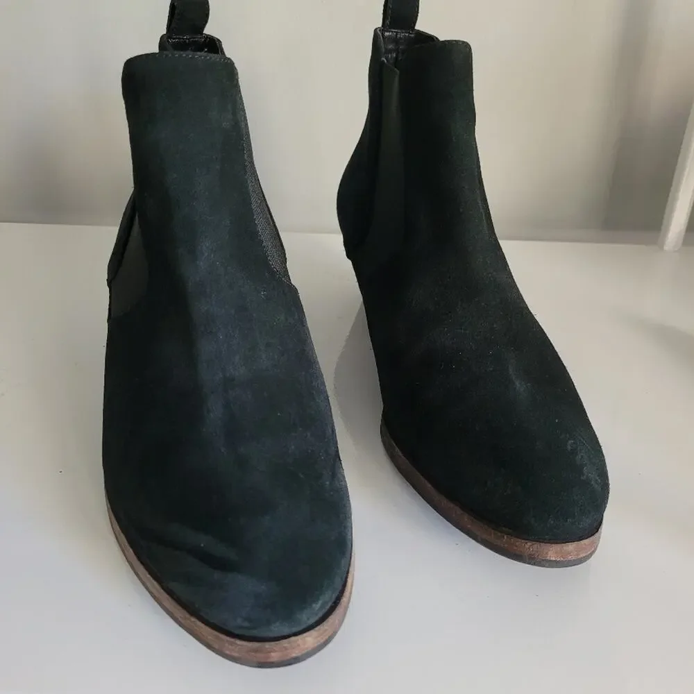 Aquatalia Black Suede Fiona Chelsea Boots Chunky Heel 8.5